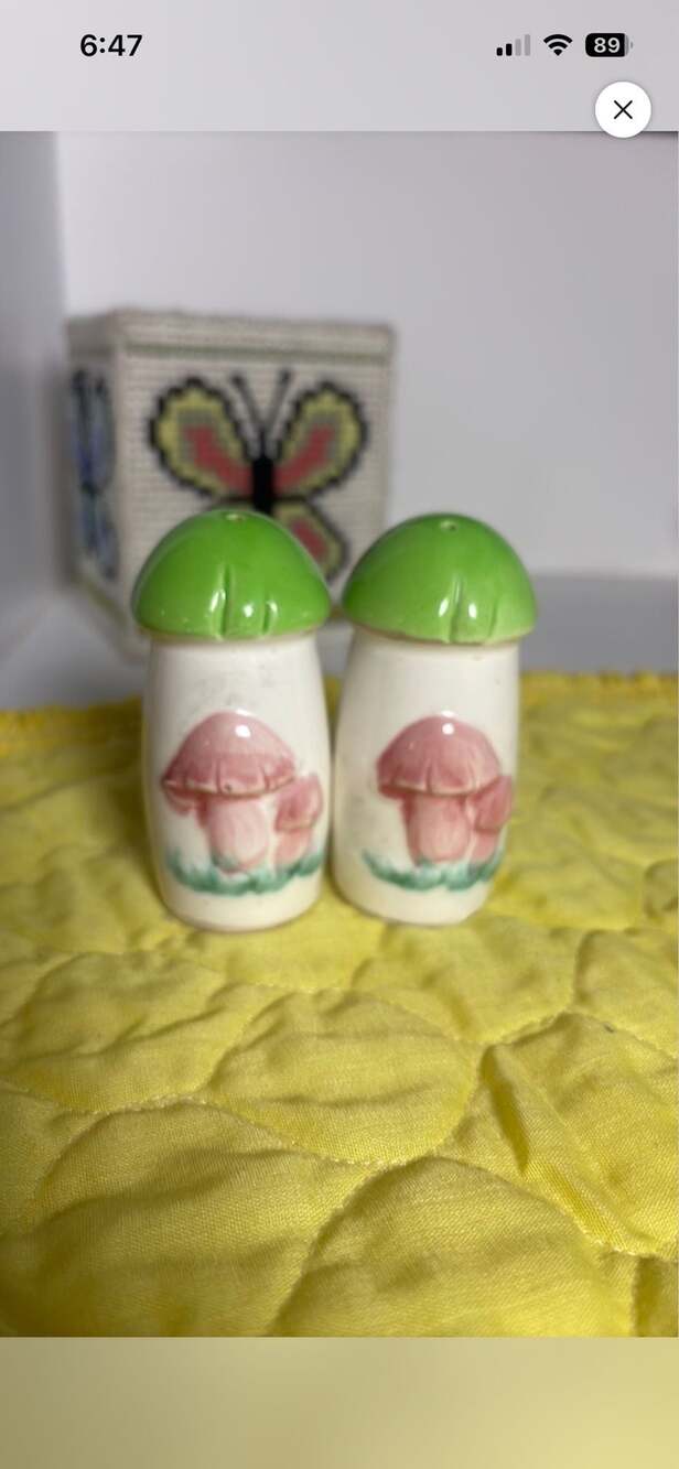 Vintage Ceramic Mushroom Salt and Pepper Shakers